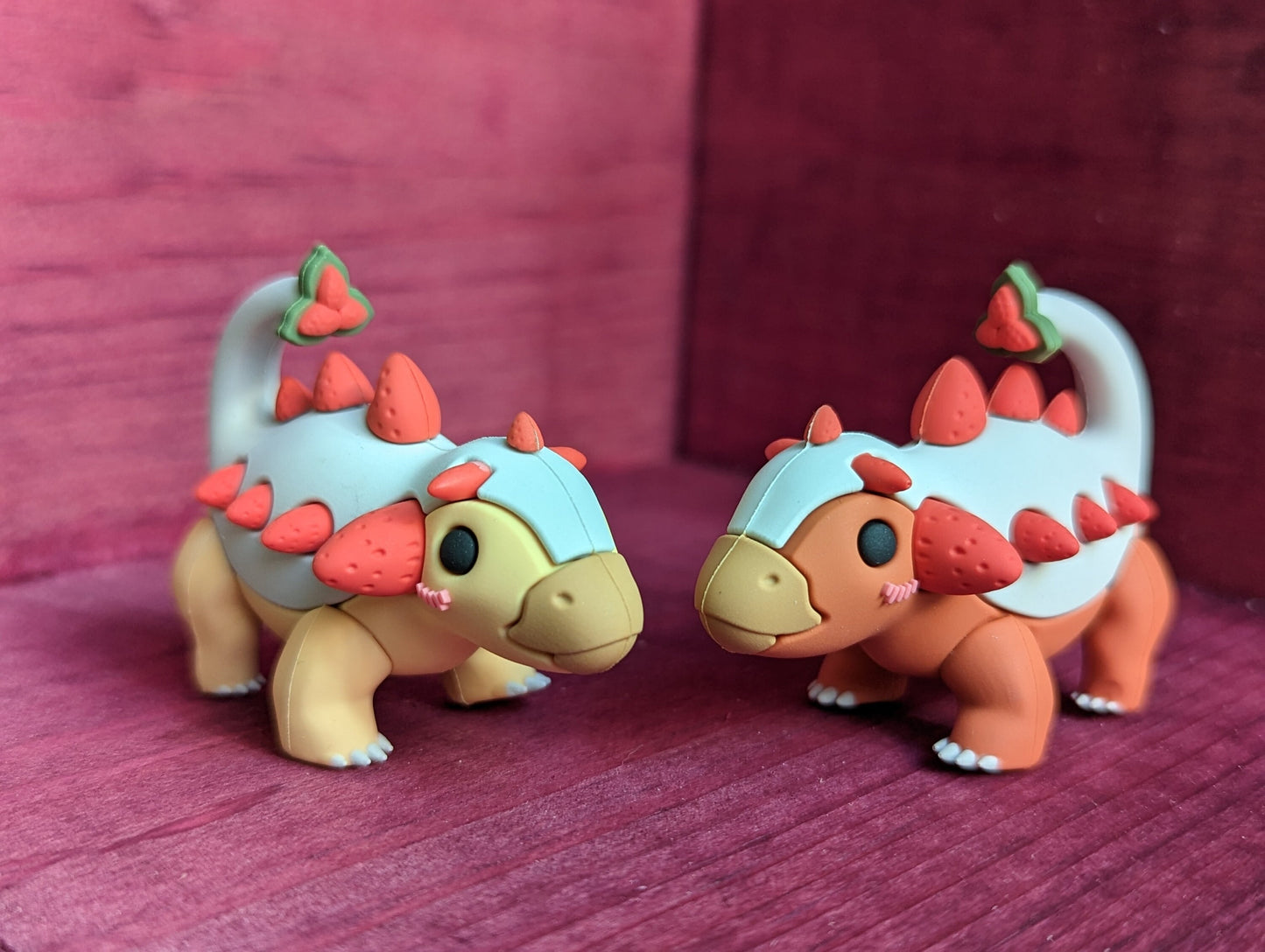 StRAWRberry Ankyloshortcake Vinyl Figures Kawaiinos Kawaii Dino Ankylosaurus